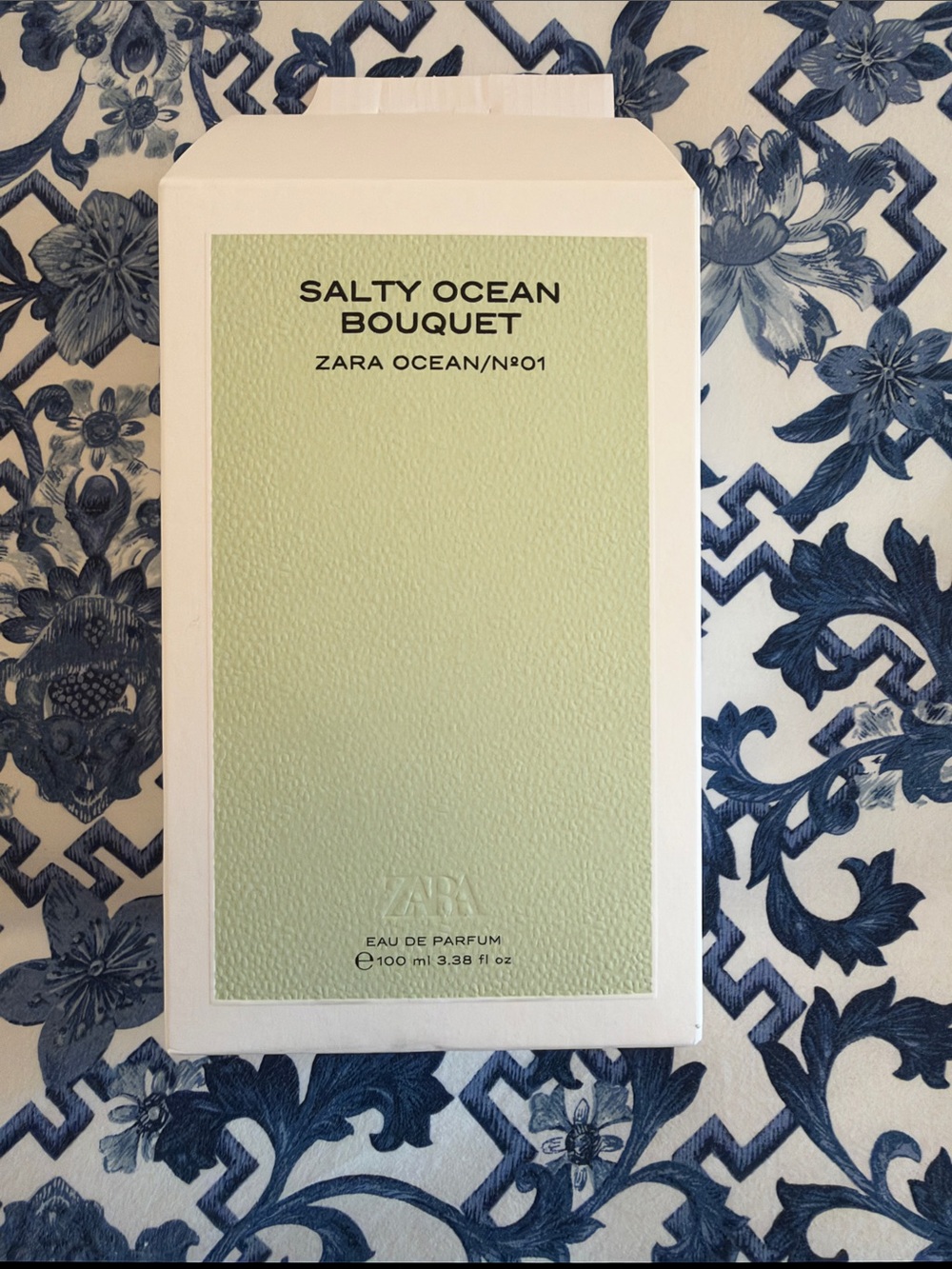 Zara Salty Ocean Bouquet Eau de Parfum - Light Green & White